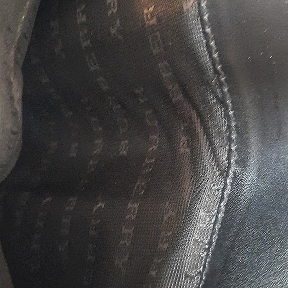 Burberry authentic Nova Check wallet - Picture 7 of 14